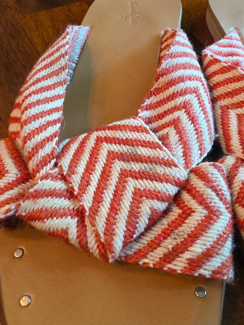 Universal Thread Orange And Cream Striped Sandal Flat Size 10